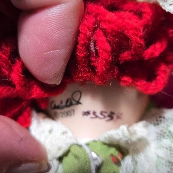 Marie Osmond Porcelain doll Rag A Muffin Christmas Morning , 8 inches 2007 #3554 - Picture 3 of 6